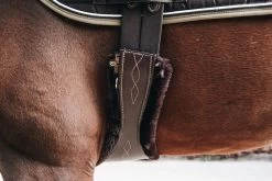 Kentucky Horsewear Sheepskin Anatomic Girth Cover Brown -Sports - Equestrian 3495